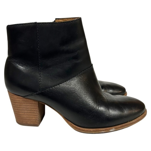 Madewell Black Ankle Boots with Tan Heel - Picture 3 of 12